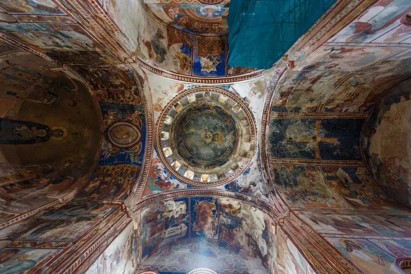 Frescos Of Gelati 5 days in western Georgia – group tour from Kutaisi