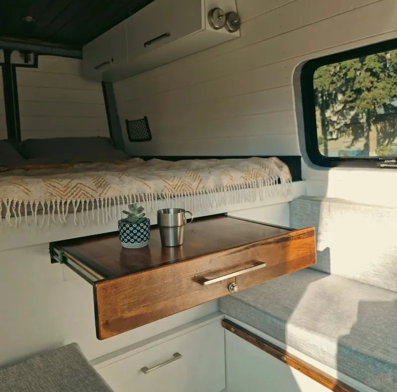 Dining Table Of The Van CAMPERVAN EXPEDITION 