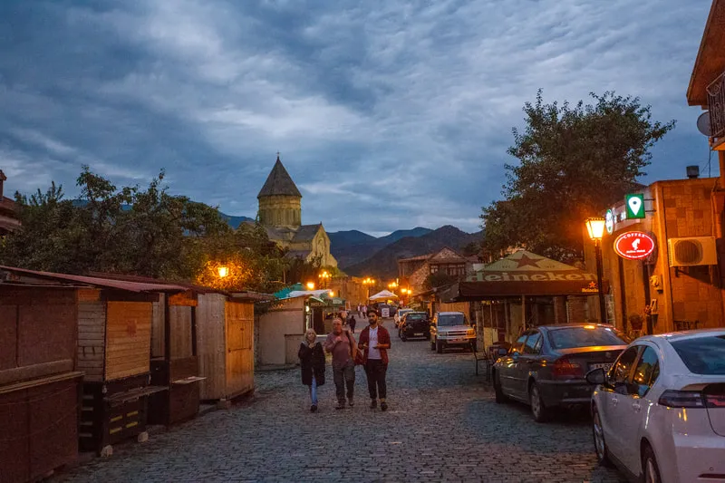 Tour In Mtskheta 4 Vardzia, Tbilisi & Kazbegi – 3 days tour from Kutaisi to Eastern Georgia
